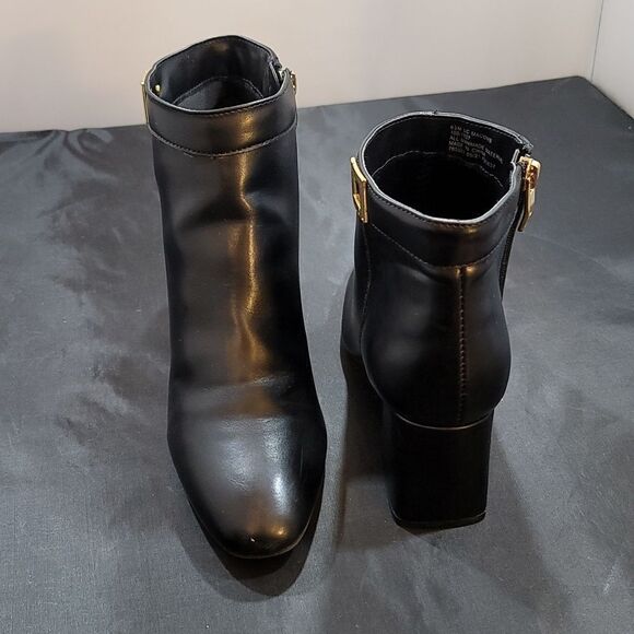 LIZ CLAIBORNE LC MALCOMB ALMOND TOE BLOCK HEEL BOOTIE - Picture 4 of 15